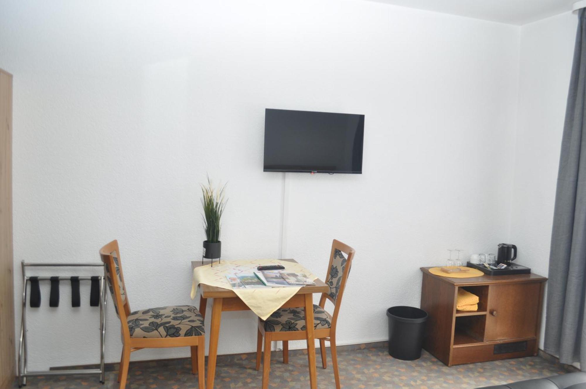 Hotel Kuehns Muehle โอสตริช-วินเคิล ภายนอก รูปภาพ