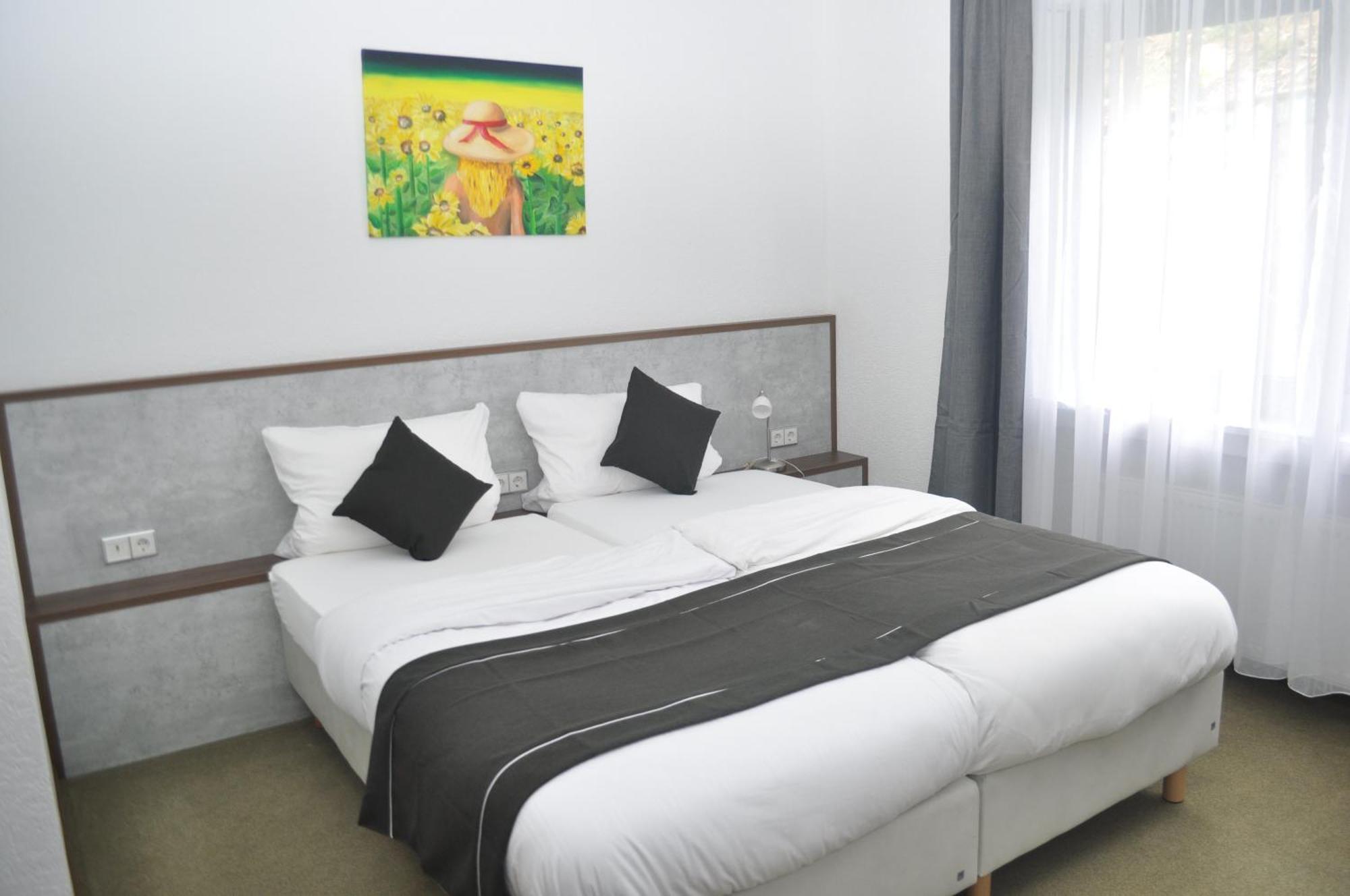 Hotel Kuehns Muehle โอสตริช-วินเคิล ภายนอก รูปภาพ