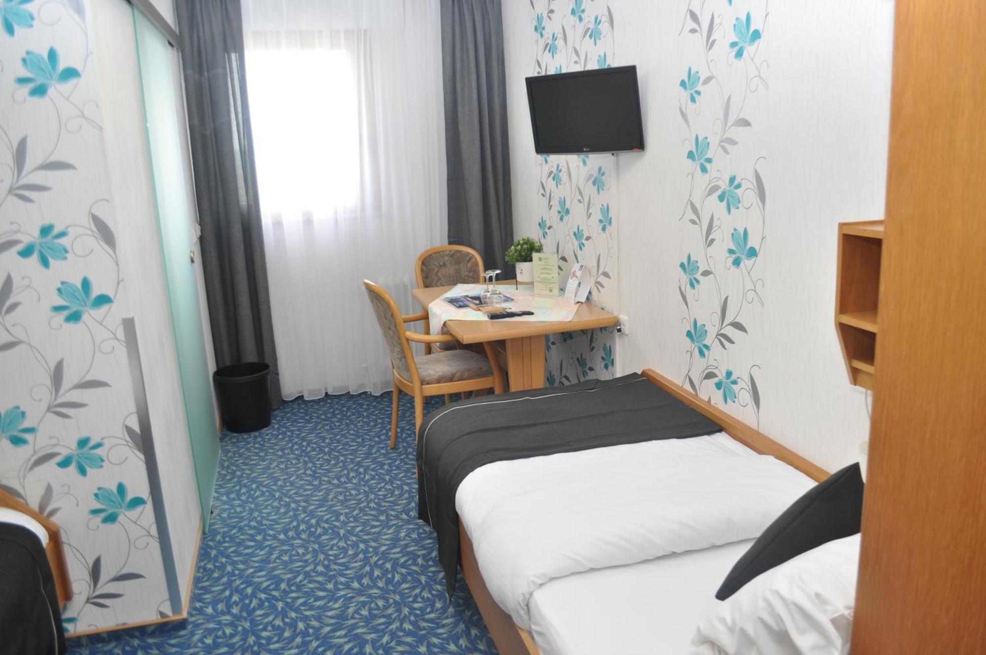 Hotel Kuehns Muehle โอสตริช-วินเคิล ภายนอก รูปภาพ