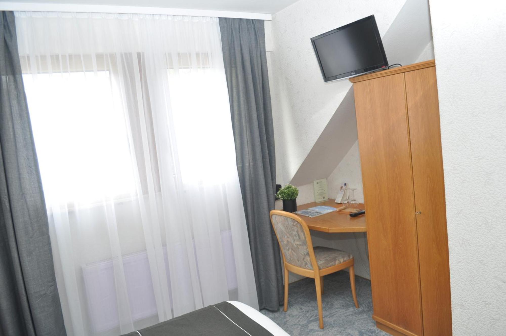Hotel Kuehns Muehle โอสตริช-วินเคิล ภายนอก รูปภาพ